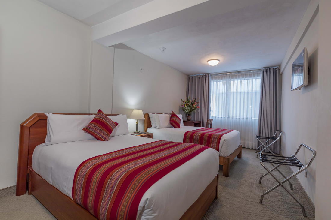 Habitación Deluxe con 2 camas grandes excelente para grupos de 2 a 4 personas